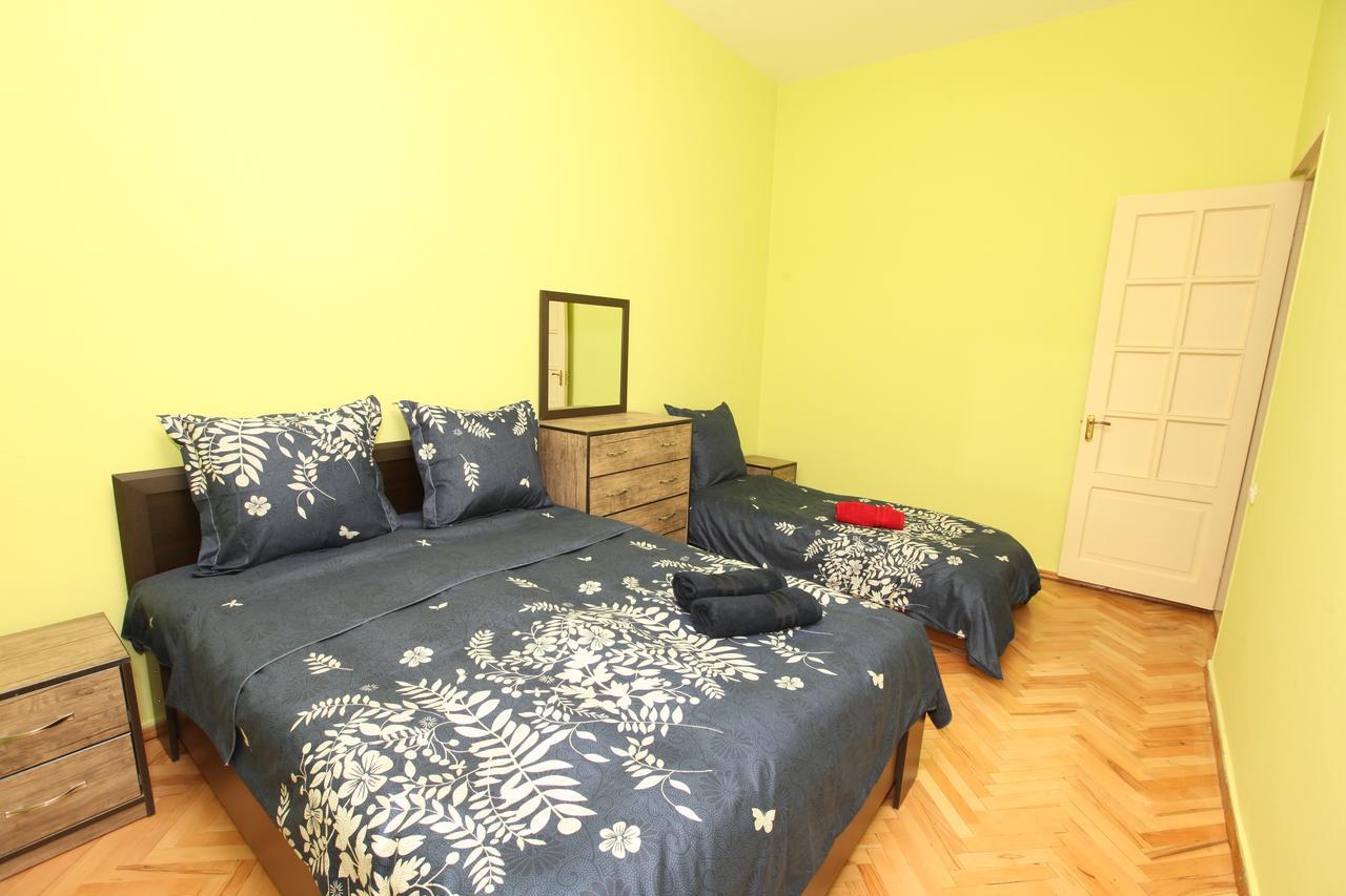Apartment At Stalin House Τυφλίδα Εξωτερικό φωτογραφία