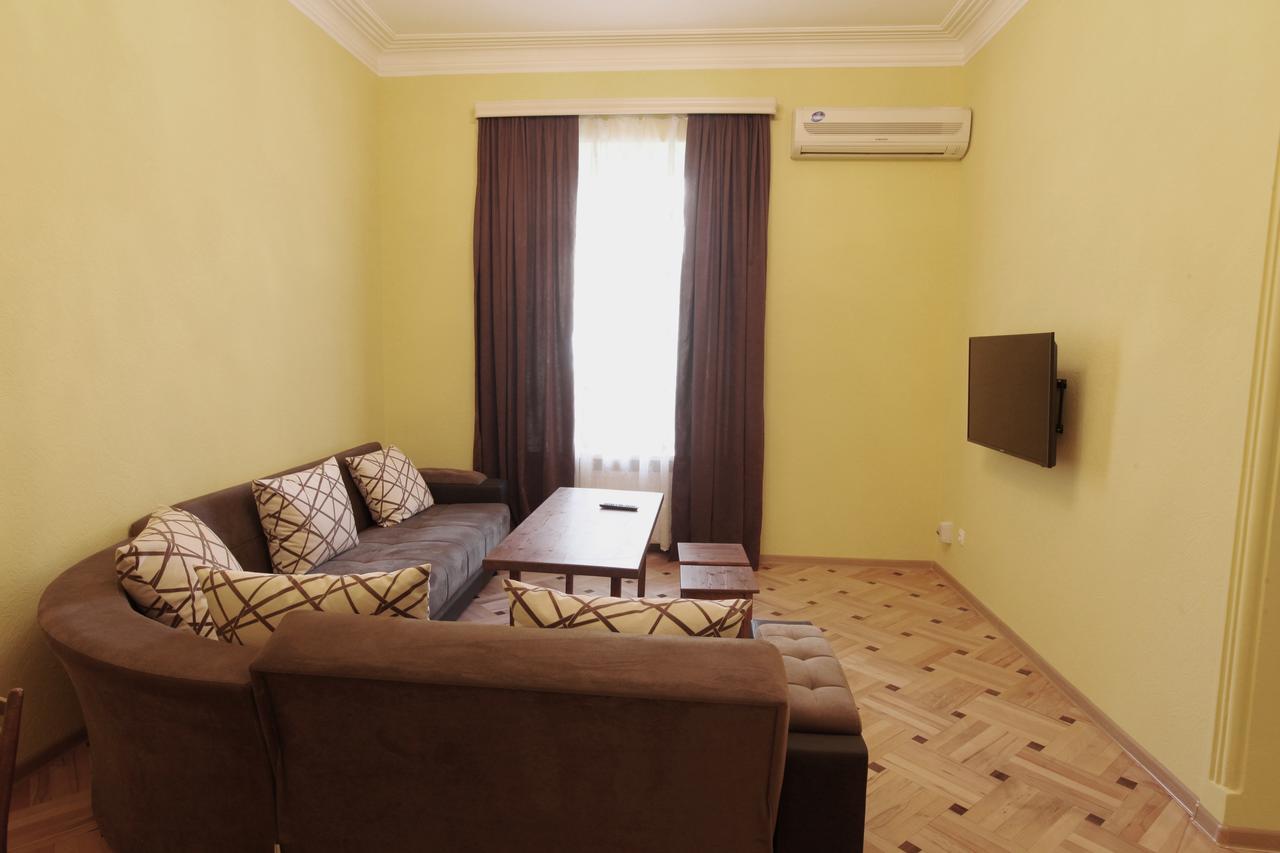 Apartment At Stalin House Τυφλίδα Εξωτερικό φωτογραφία