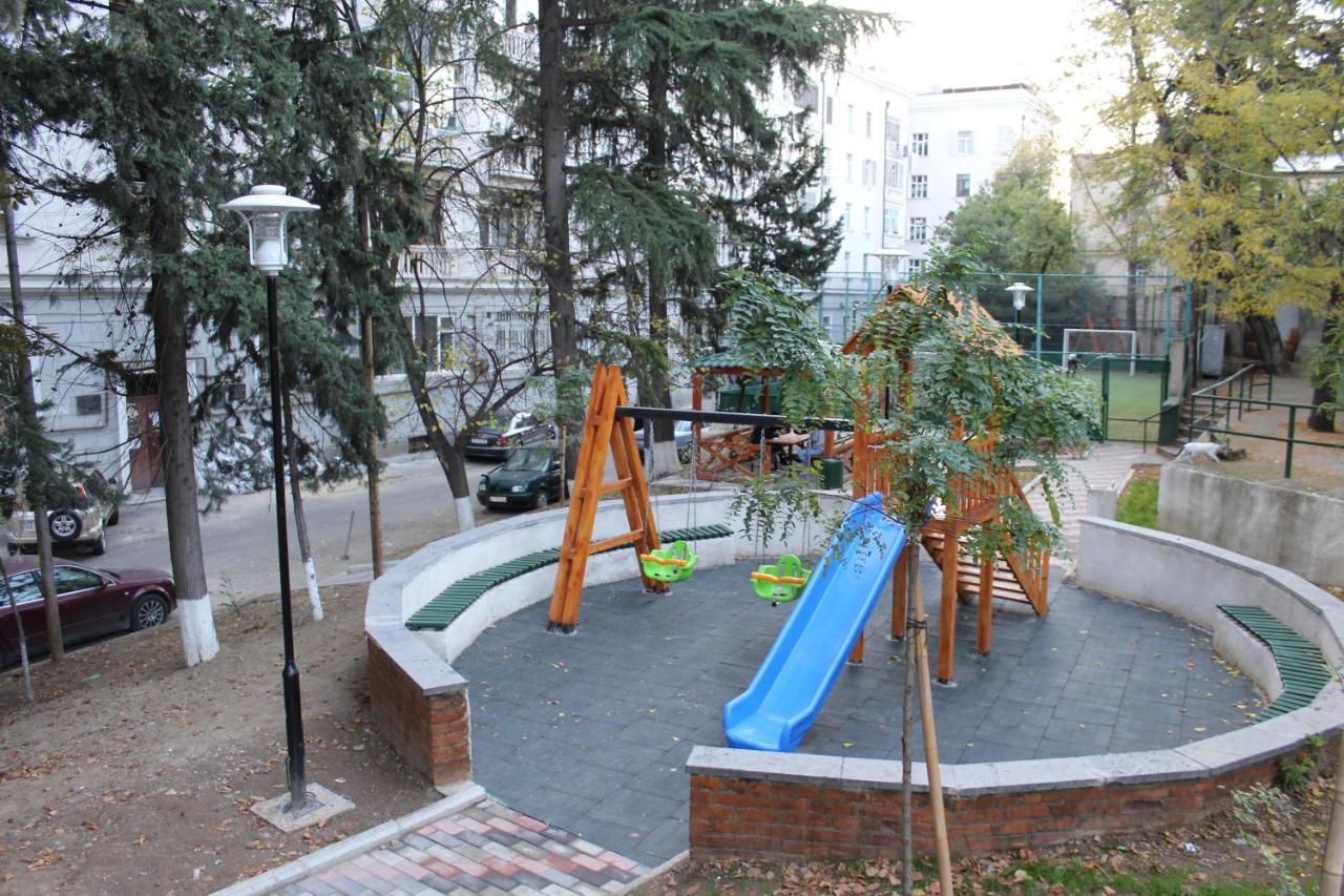 Apartment At Stalin House Τυφλίδα Εξωτερικό φωτογραφία